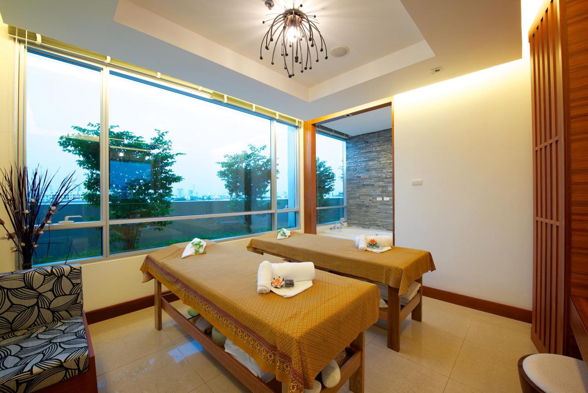 Khách sạn Jasmine Bangkok